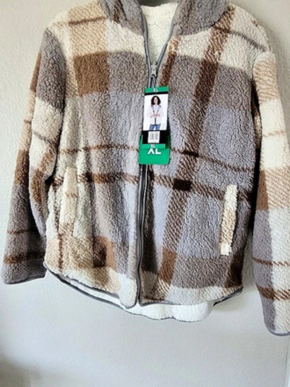 A New Day Plaid Teddy Jacket in Brown & Gray Size XL